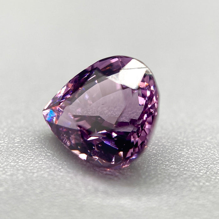 1.80 ct. Spinel from Burma, Vivid Pinkish-Purple, GFCO Certified gemstone, unheated and untreated, eye clean clarity, available at sanctuaryofstones.com, sanctuary of stones dot com, photo4